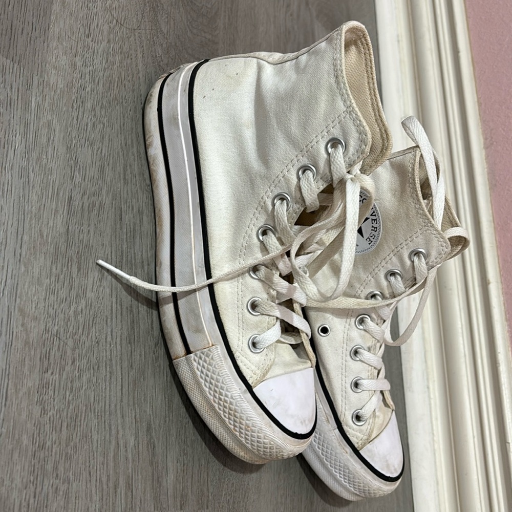 Converse Chuck Taylor All Star Lift Platform shoes